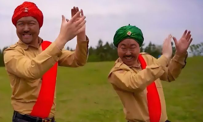 《刚买的飞机被打了》火爆全网pg电子模拟器试玩网红豪哥哥(图3)